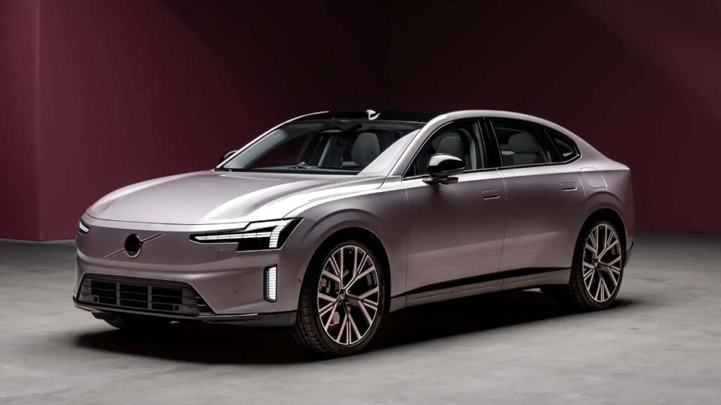 Volvo ES90: Yenilikçi Tasarım ve Yüksek Performans