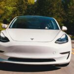 Tesla’nın Almanya’daki Kabusu: Satışlardaki Düşüş ve Elon Musk’ın Tartışmaları