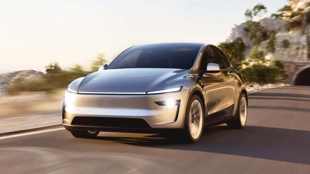 Tesla, Model Y’nin Ucuz Versiyonunu Geliştiriyor