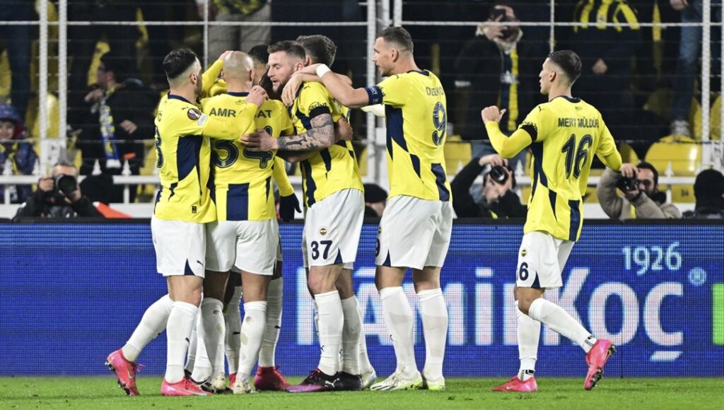İSMAİL TAKIMA DÖNÜYOR!