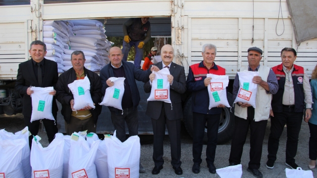Isparta’da Çiftçilere %75 Hibe Destekli Fiğ Tohumu Dağıtımı