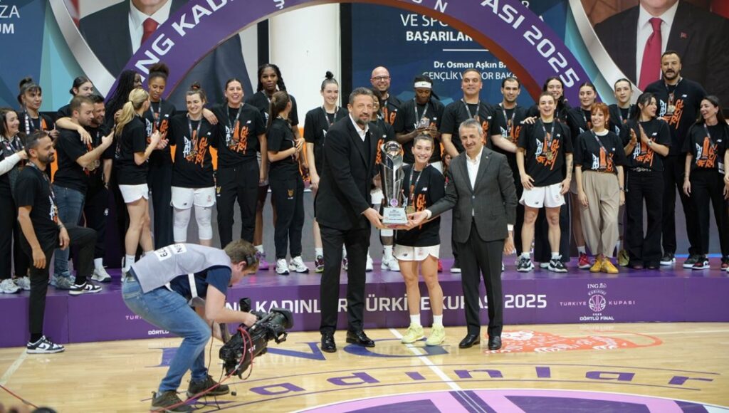 ÇBK Mersin Kadınlar Türkiye Kupası’nı 2. kez kazandı