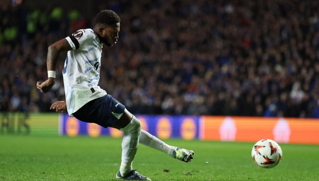 Fred, Galatasaray Derbisine Yetişecek!