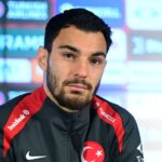 A Milli Takım’da Kaan Ayhan sakatlığı nedeniyle aday kadrodan çıkarıldı