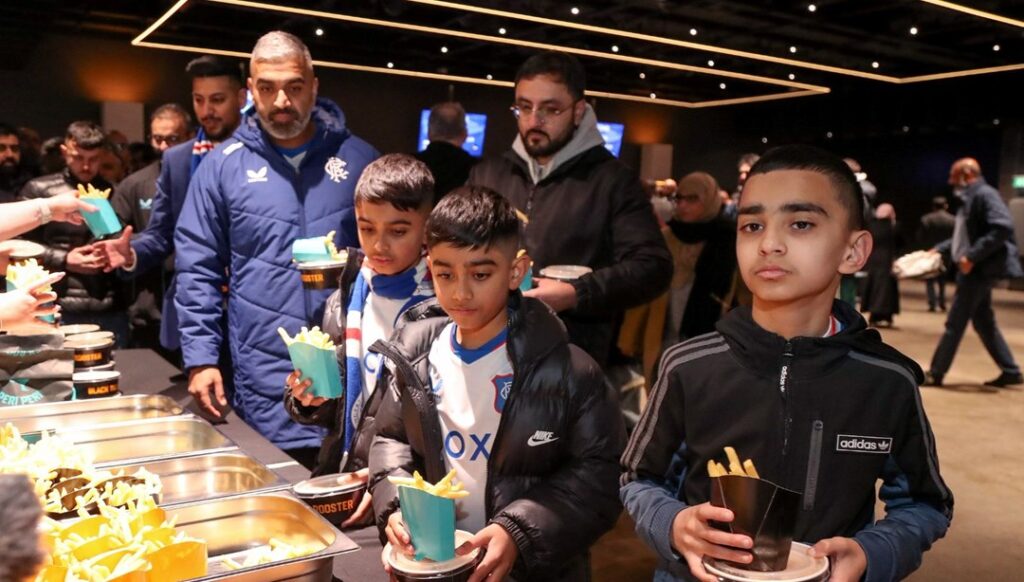Rangers, Ibrox Stadyumu’nda Ramazan İftarı düzenledi
