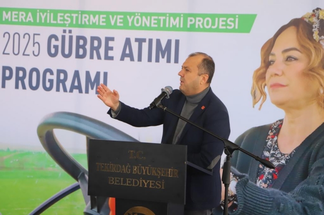Tekirdağ’da Meralarda Gübre Atımı Yapıldı