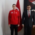 Milli Boksör Rabia Yüceer Bronz Madalya Kazandı, Kaymakamı Ziyaret Etti