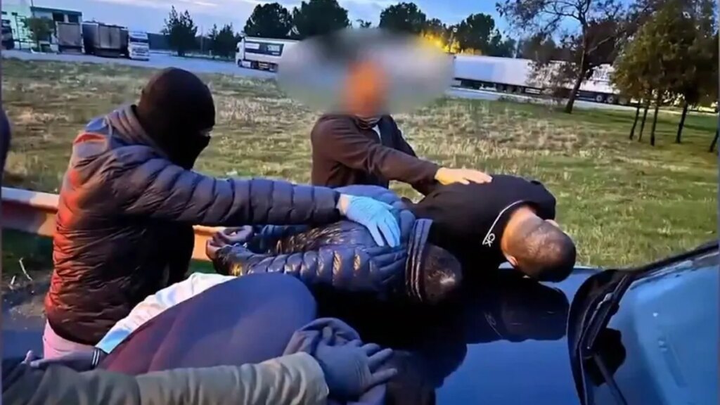 Adana’da 2 Ayrı Suç Örgütüne Operasyon: 80 Şüpheli Yakalandı
