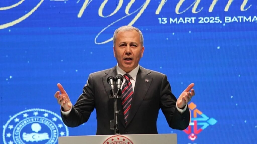 Bakan Yerlikaya’dan Sert Mesaj: Mezhep Fitnecilerine Net Çağrı!