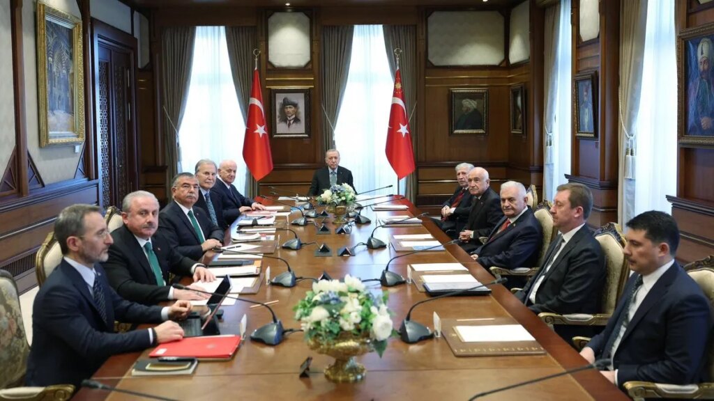 Cumhurbaşkanı Erdoğan’ın liderliğinde yüksek istişare kurulu toplandı