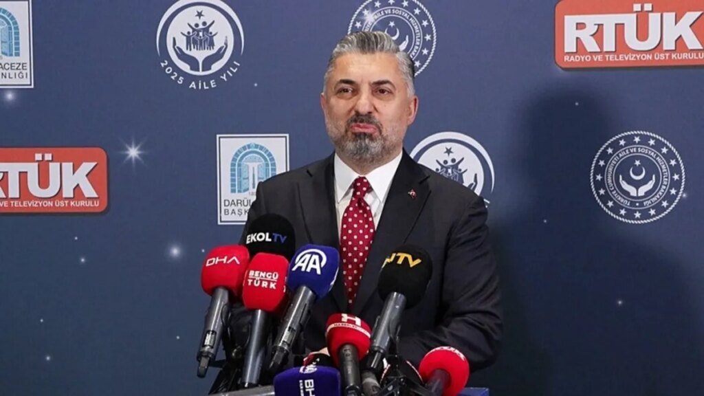 RTÜK Başkanı’ndan Sert Tepki: “Hakaretlerin Ardı Kesilmiyor”