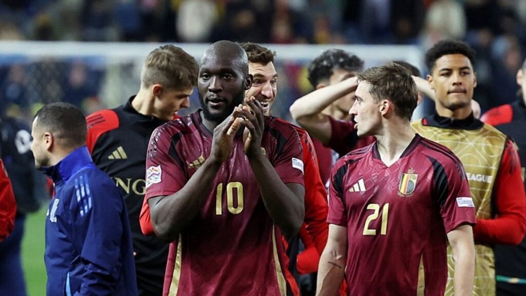 “Yeni Araştırma: İnsanların Dikkatini Çeken Başlıkların Sırrı”