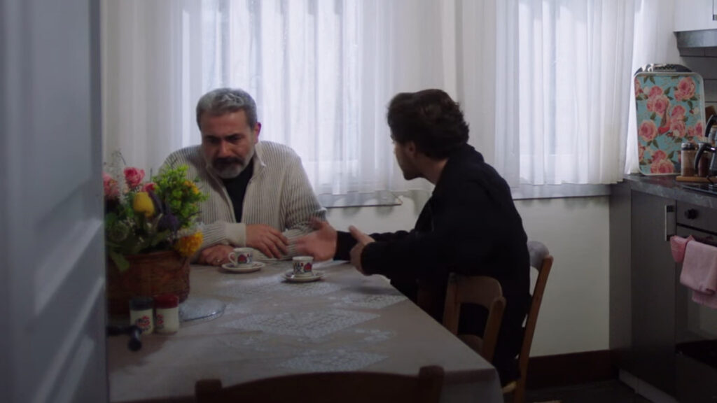 Bizi Birleştiren Hayat Yeni Bölüm İzle!