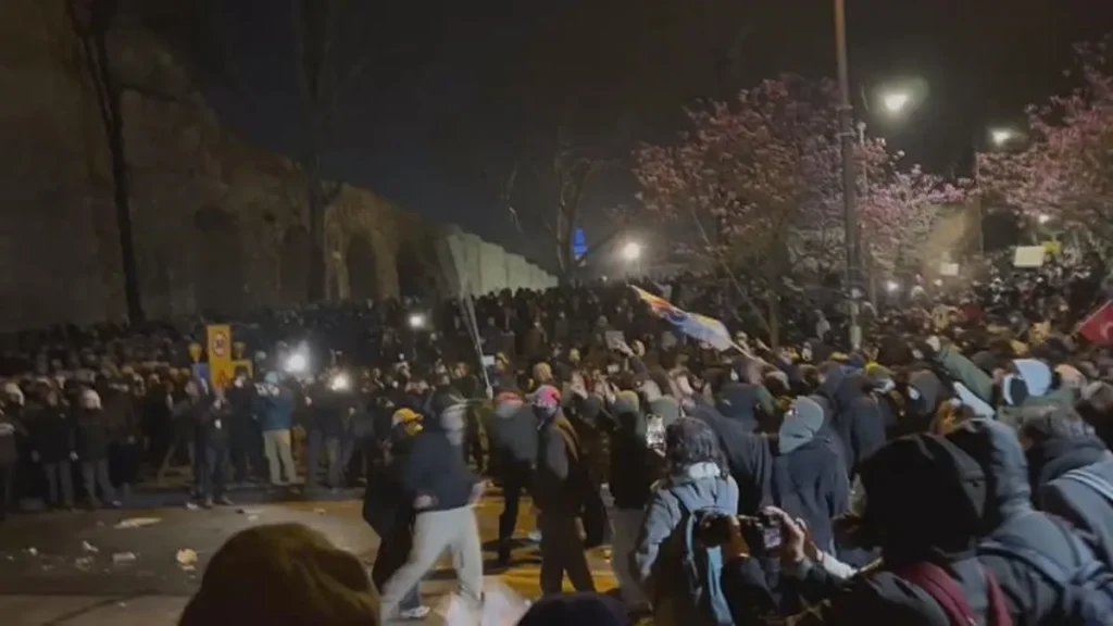 PROVOKASYON ÇAĞRISI: SARAÇHANE’DE GERİLİM YÜKSELDİ!