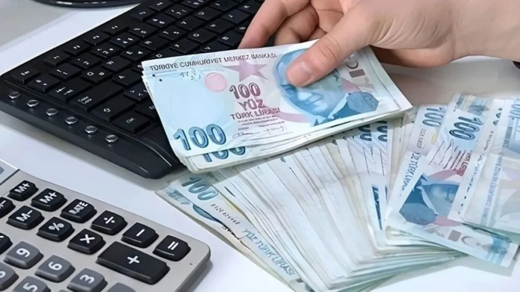 Emekli Bayram İkramiyesi 4 Bin TL Oldu