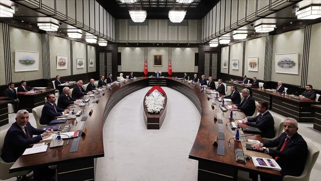 Emekli İkramiyesi Artışı Masada: Yeni Rakam Ne Olacak?