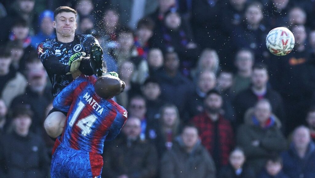 Kaleci Tekmesiyle Hastanelik Oldu: 25 Dikiş Atıldı!