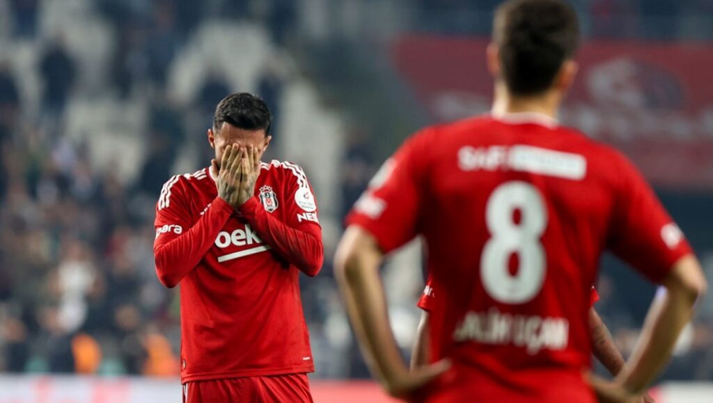 Beşiktaş’ın rezil performansı! Bu ayıp yeter