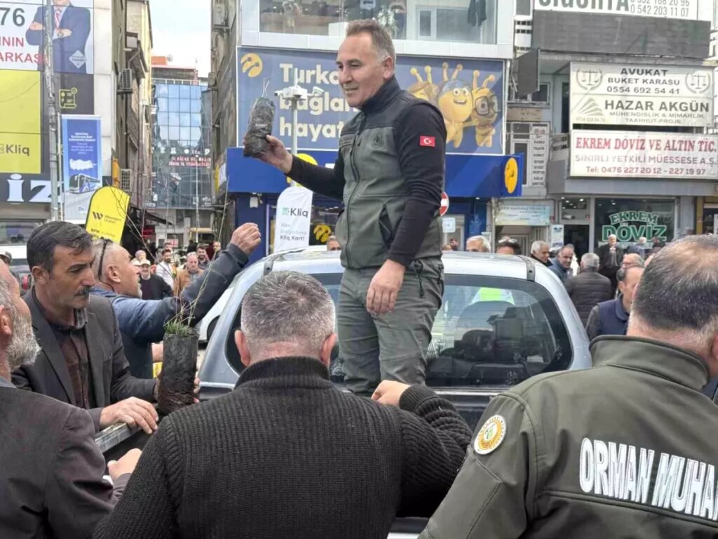 Iğdır’da 5 Bin Fidan Dağıtımı!