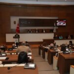 Kadıköy Belediye Meclisinde AK Partili Meclis Üyesine Süre Kısıtlaması!