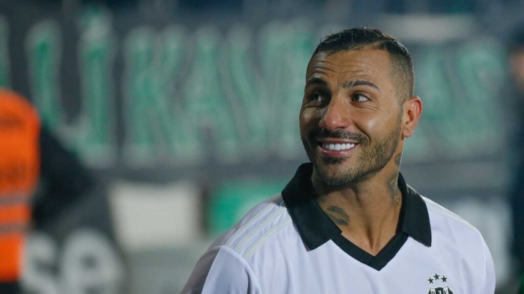Quaresma’dan Harika Trivela Golü!