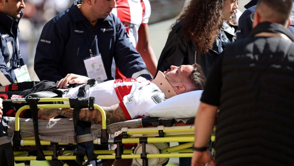 Sivassporlu Manaj ve Simic Ambulansa Bindi!