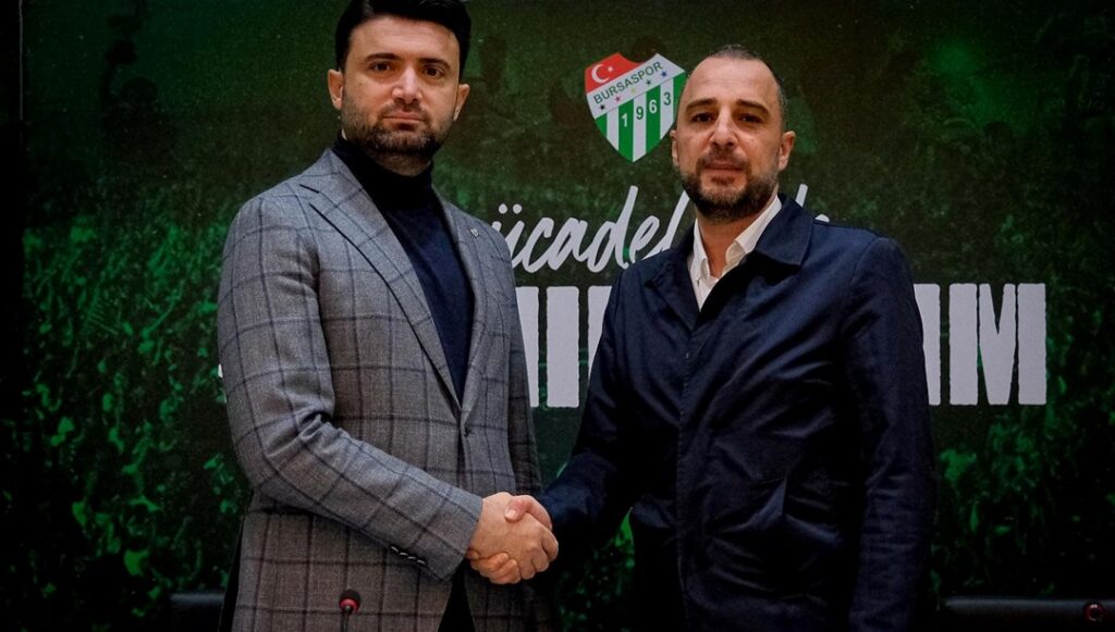 Bursaspor, Adem Çağlayan’ı Teknik Direktör olarak açıkladı