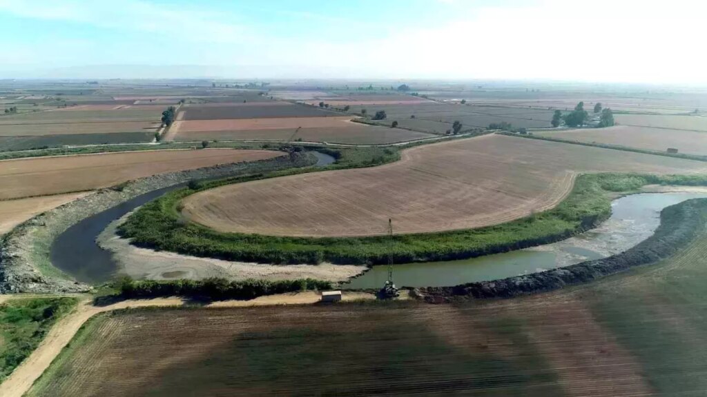 Söke Ovası’nda Azmak Temizliği Hız Kazanıyor